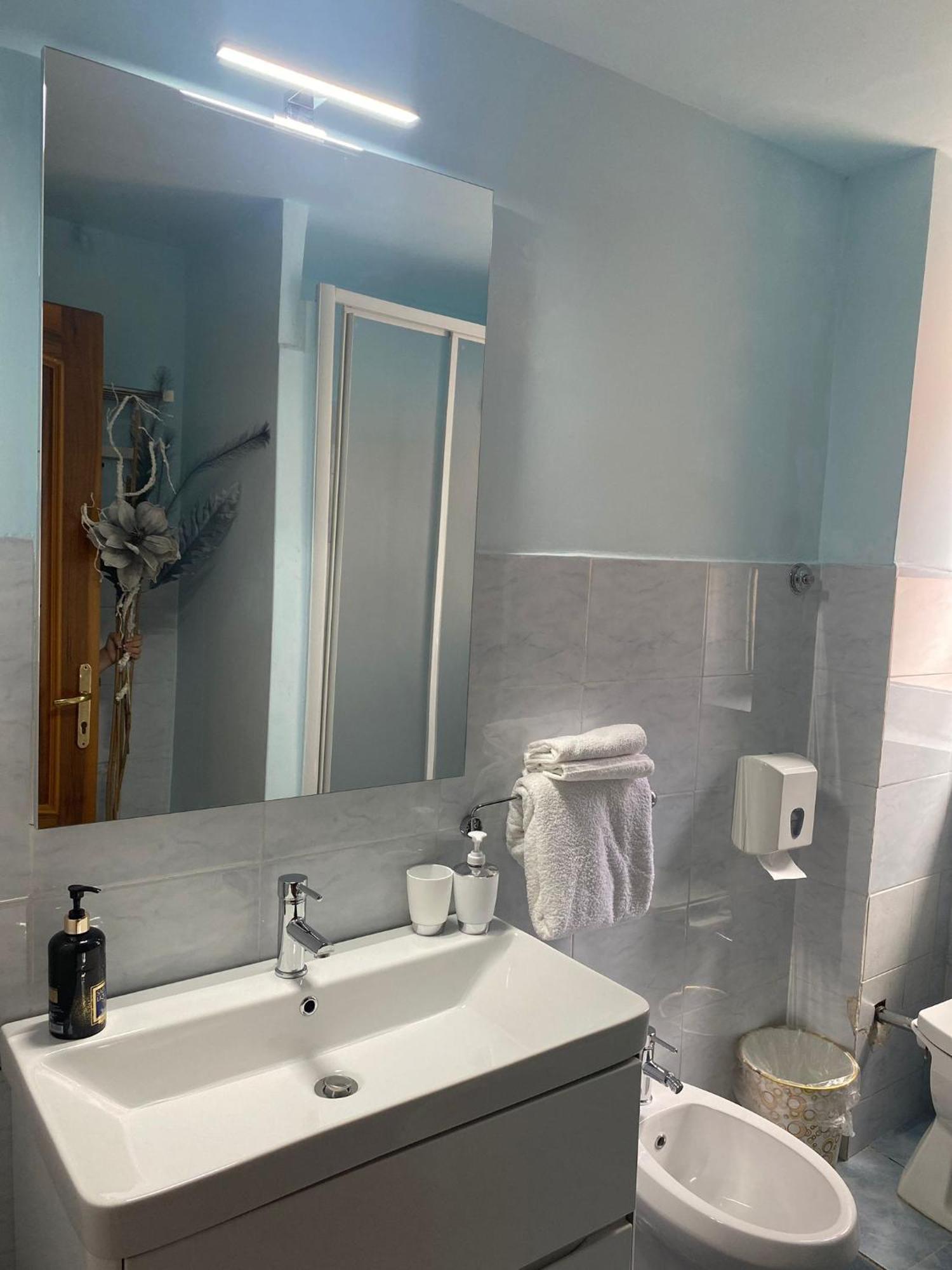 Guest House Fidardo Roma Esterno foto